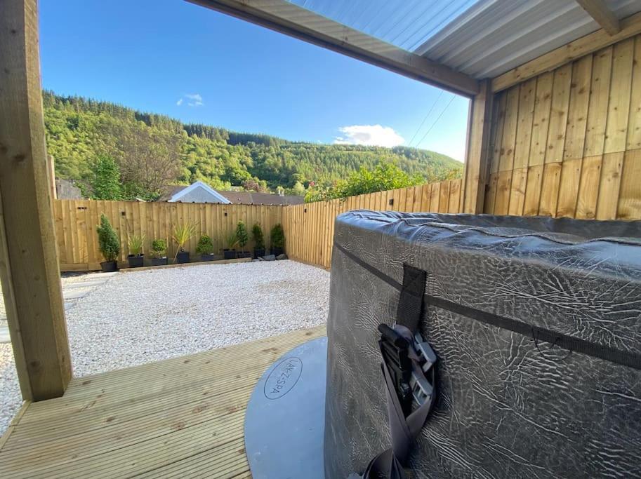 Brynhyfryd Cottage Aberaman Bagian luar foto